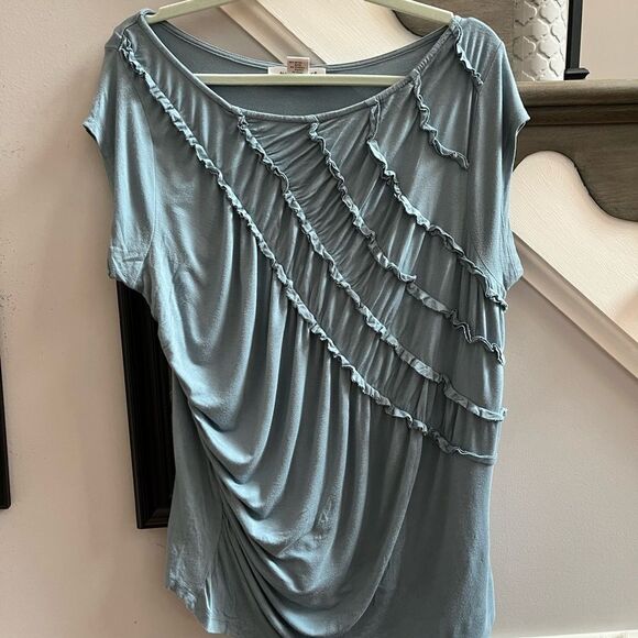 August Silk Sky Blue Ruched & Gathered Top sz PL - Picture 1 of 6
